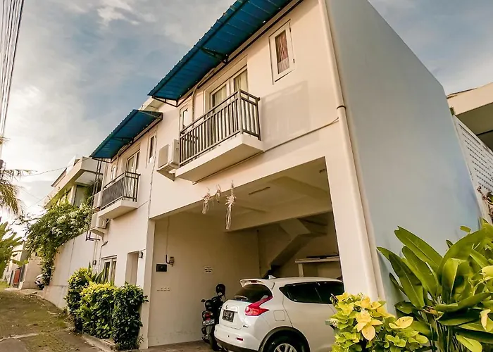 Surfer Paradise Bali 3* チャングー