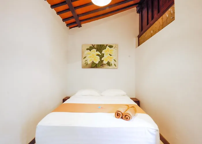 Surfer Paradise Bali ベッド・アンド・ブレックファスト 3*