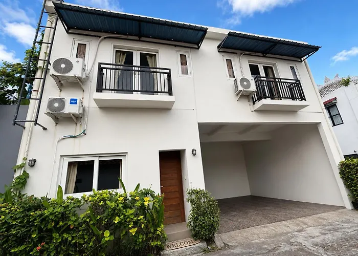 Surfer Paradise Bali 3* Canggu