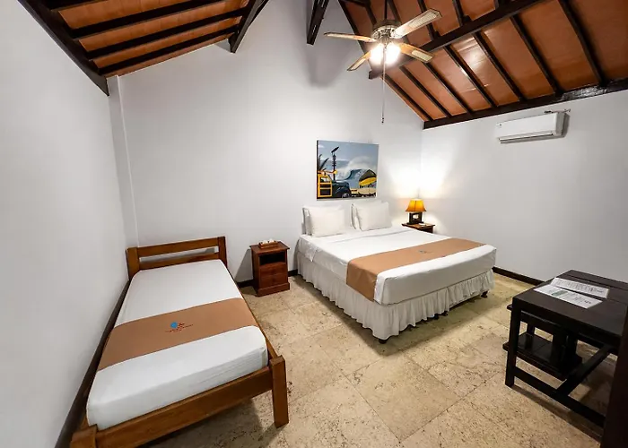 Surfer Paradise Bali Bed & Breakfast 3*